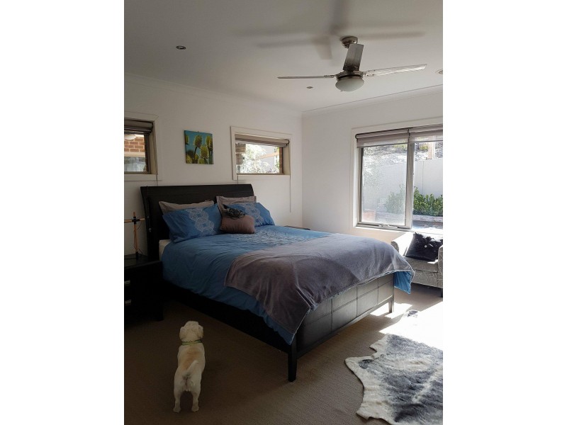 10 Green Gully Close, Gisborne VIC 3437