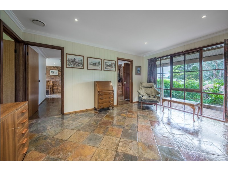 68 Fersfield Road, Gisborne VIC 3437
