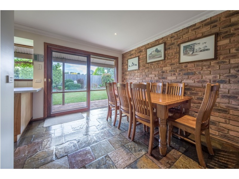68 Fersfield Road, Gisborne VIC 3437