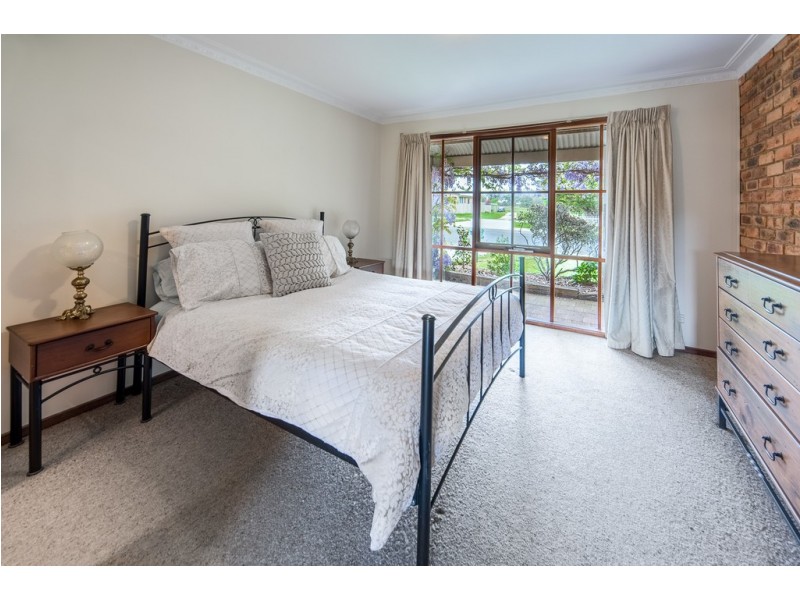 68 Fersfield Road, Gisborne VIC 3437