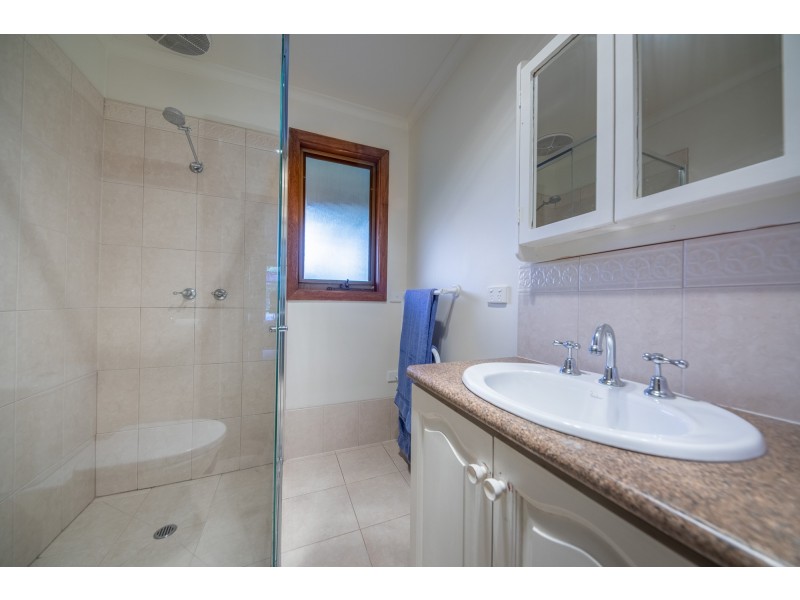 68 Fersfield Road, Gisborne VIC 3437