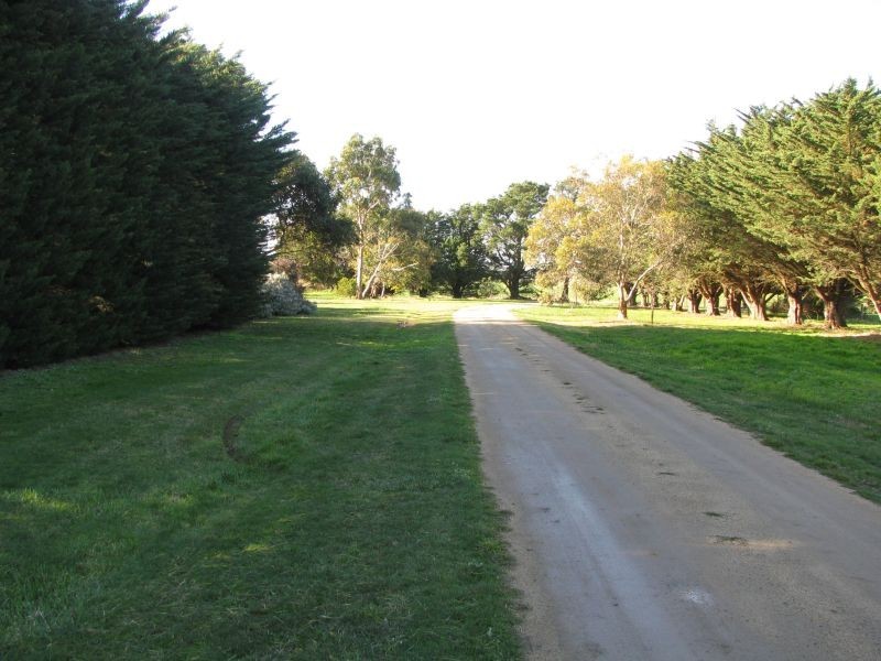 79  Blackrange Road, Monegeetta VIC 3433