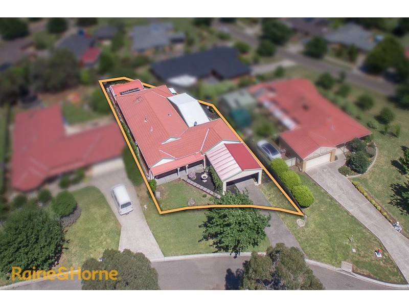 11 Landscape Close, Gisborne VIC 3437