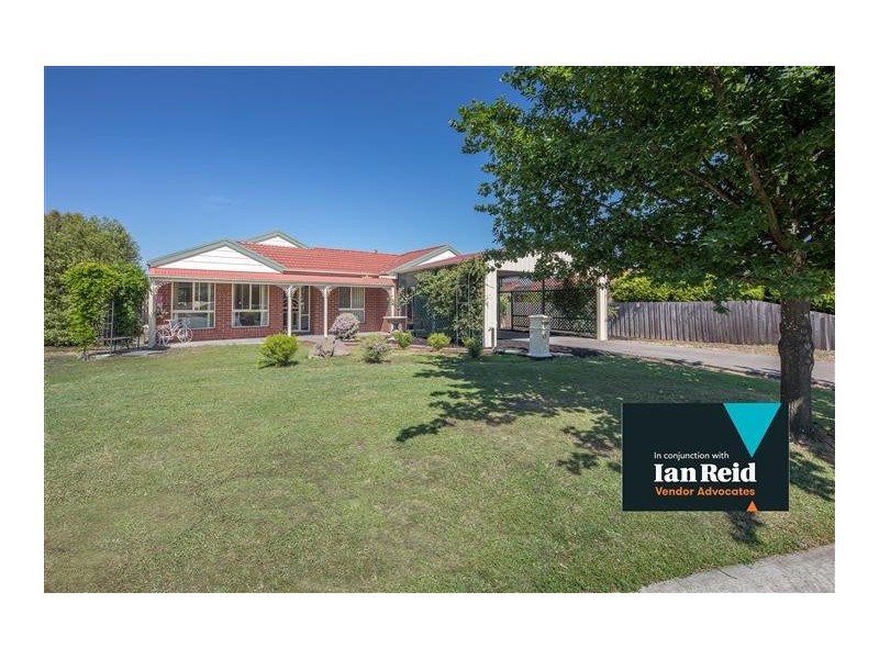 11 Landscape Close, Gisborne VIC 3437