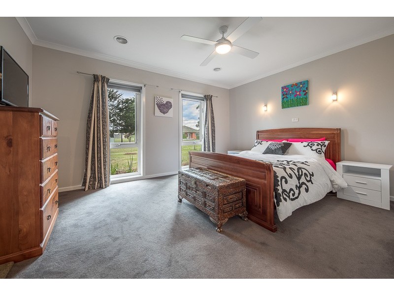 107 Willowbank Road, Gisborne VIC 3437