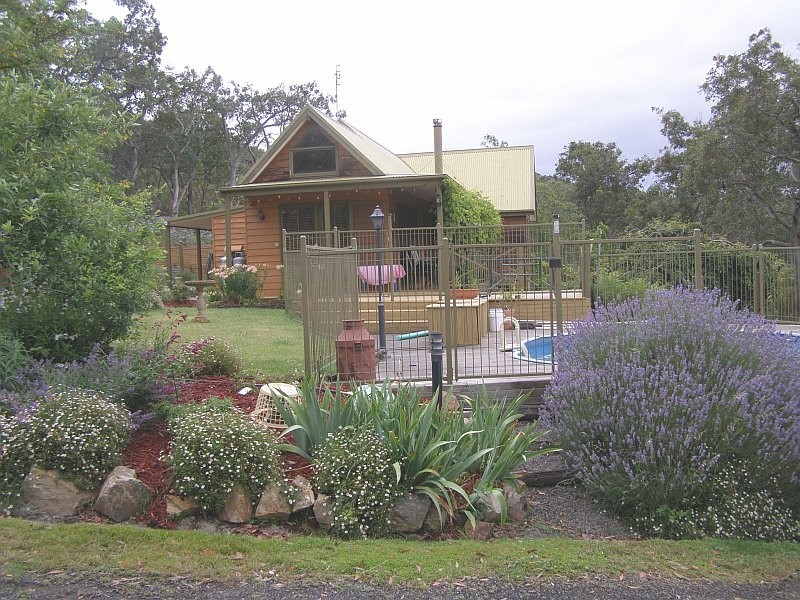 117 Mt. Robertson Rd, Gisborne VIC 3437