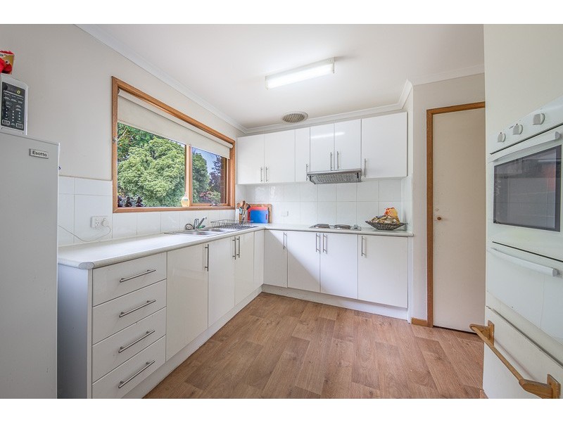 19 Station Road, Gisborne VIC 3437