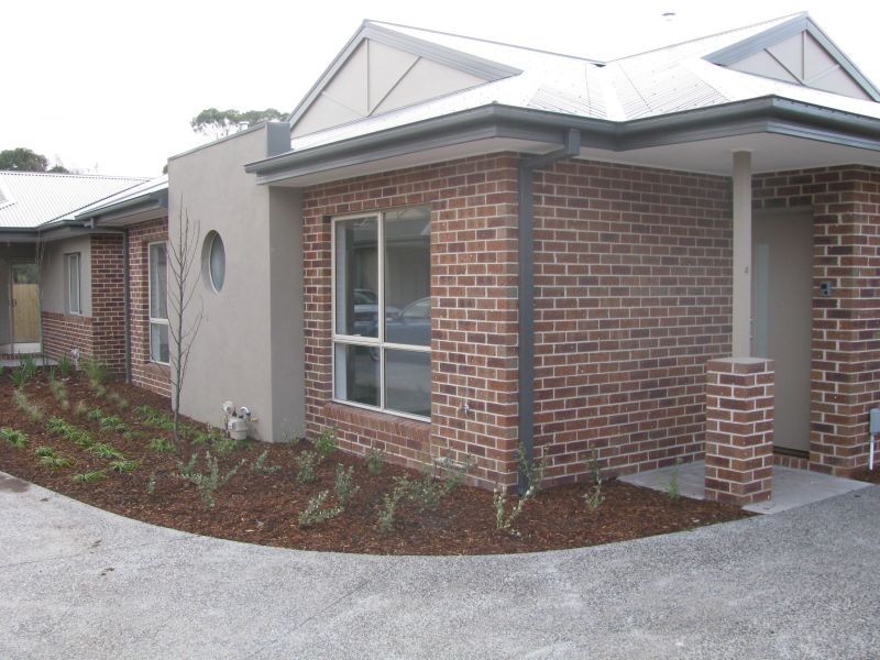 4/14-16 Rodney Street, Gisborne VIC 3437