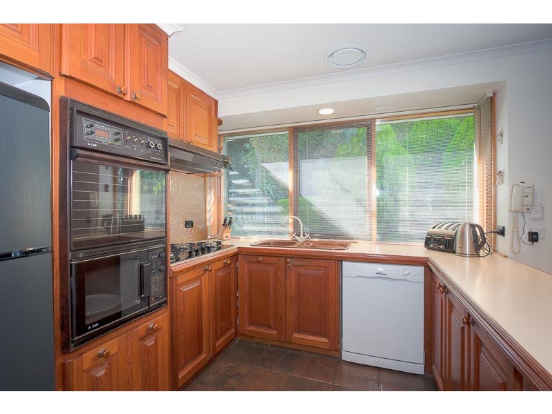 11 The Boulevard, Gisborne VIC 3437