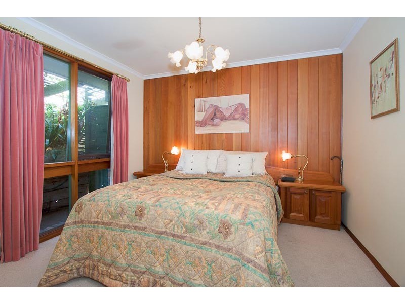 11 The Boulevard, Gisborne VIC 3437