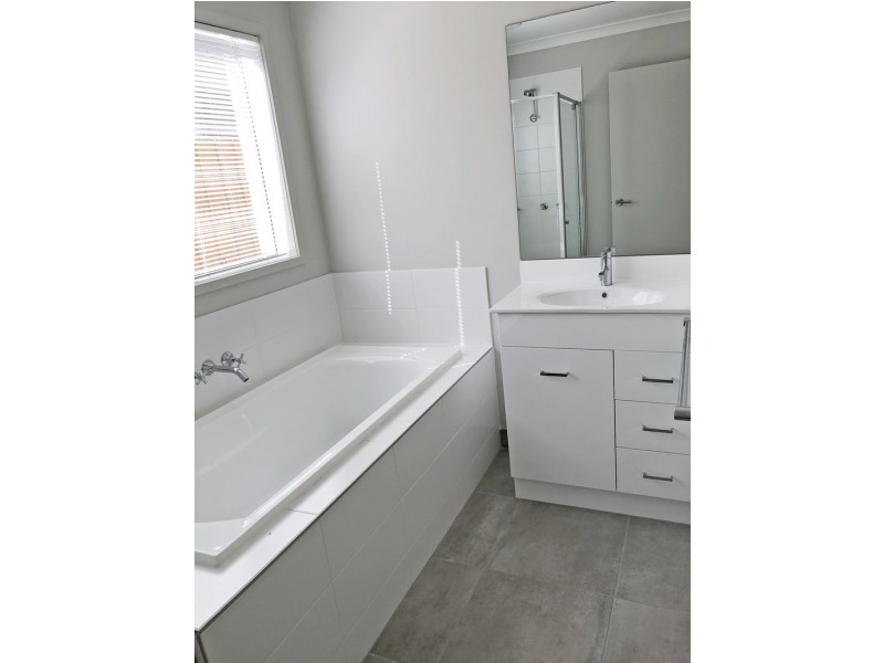 6 Clarice Crescent, Brookfield VIC 3338