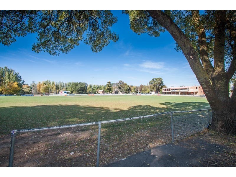 28B Aitken Street, Gisborne VIC 3437