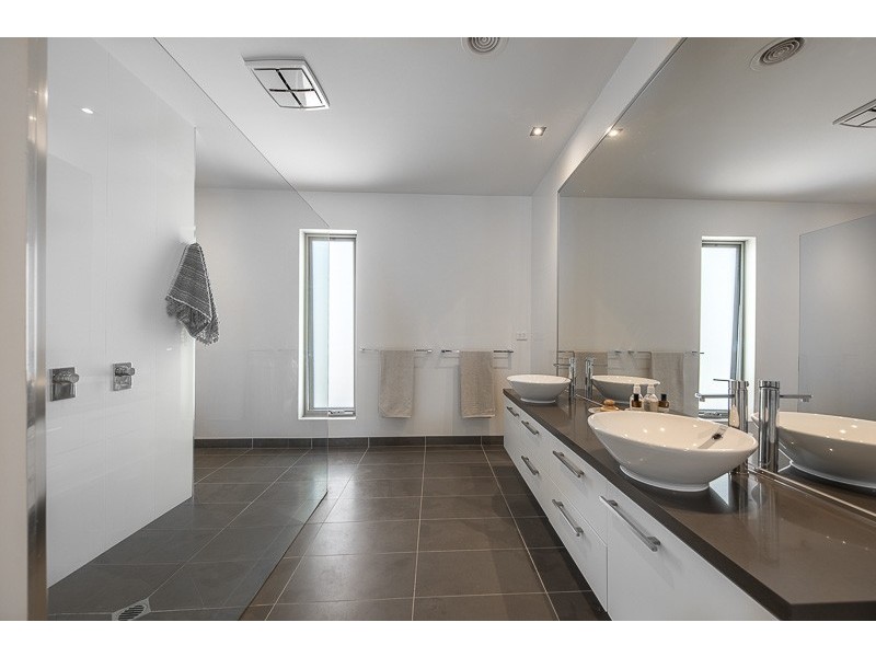 47 Willowbank Road, Gisborne VIC 3437