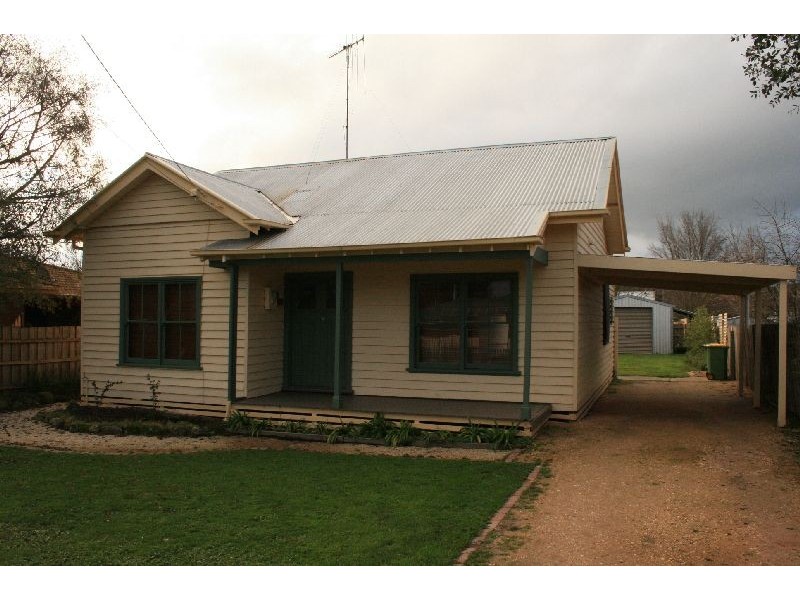 84 Mitchell Street, Kyneton VIC 3444