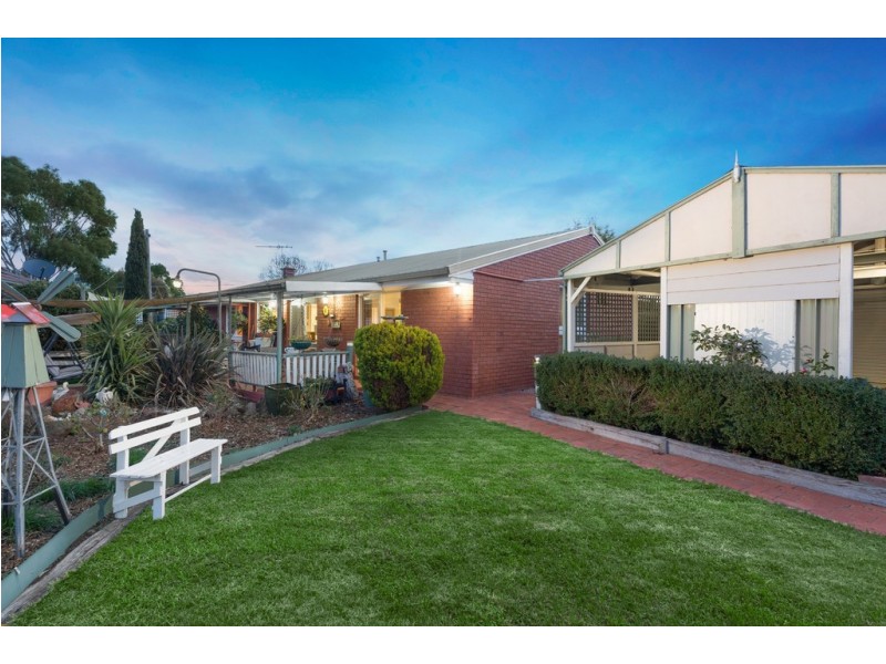 24 Melvins Road, Riddells Creek VIC 3431