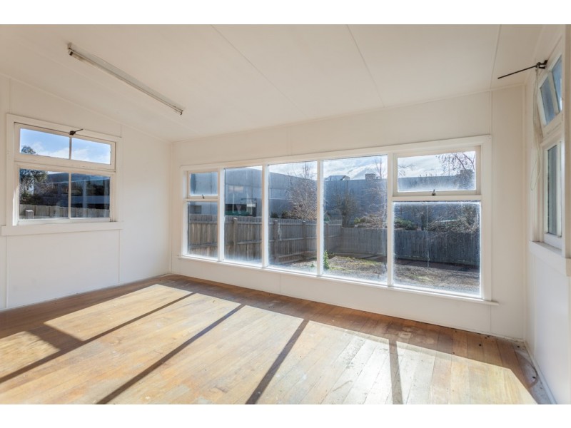 44 Hamilton Street, Gisborne VIC 3437