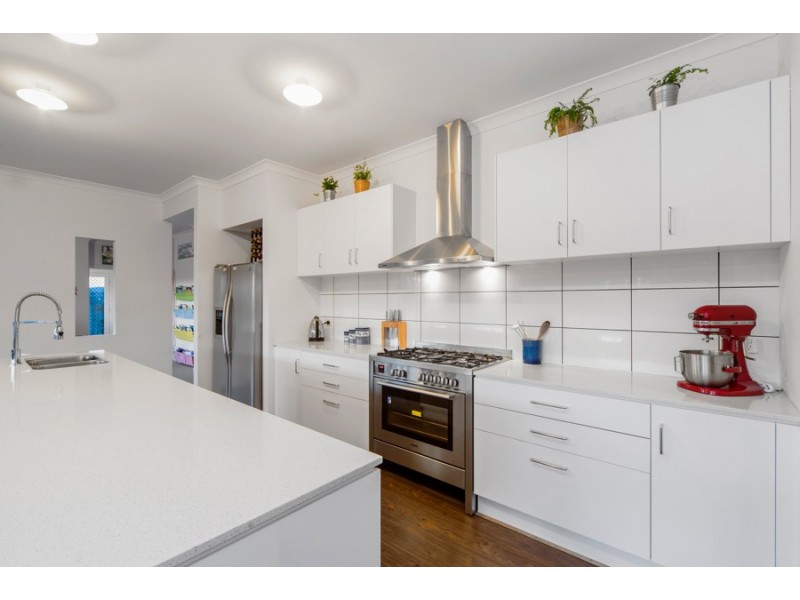 12 Coop Drive, Gisborne VIC 3437
