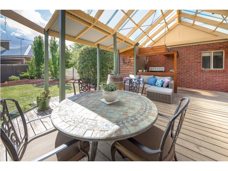 3 Arwon Court, New Gisborne VIC 3438