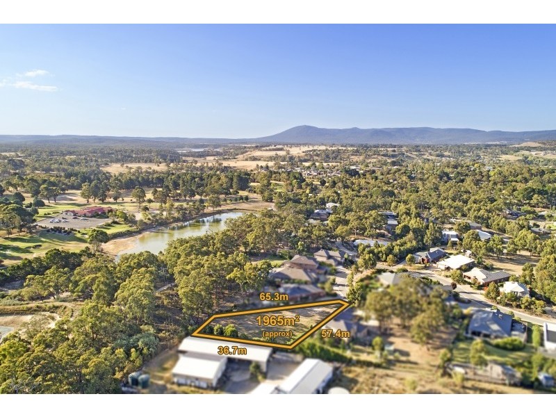 6 Leafy Retreat, Gisborne VIC 3437