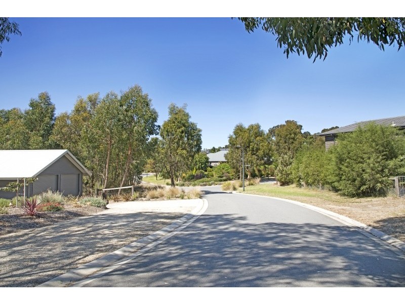 6 Leafy Retreat, Gisborne VIC 3437