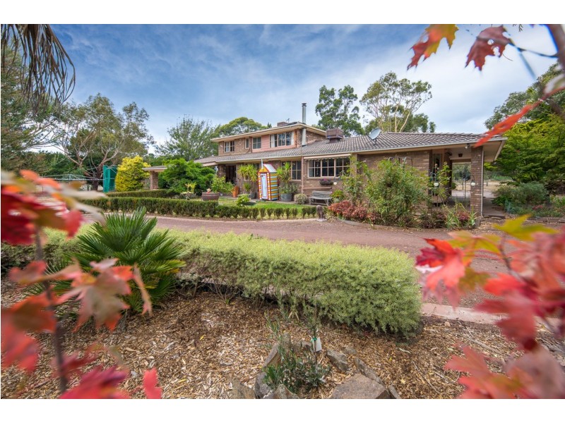 219 Hamilton Road, New Gisborne VIC 3438