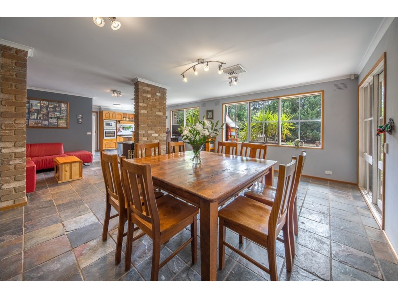 219 Hamilton Road, New Gisborne VIC 3438