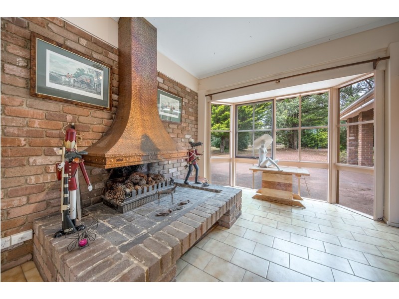 219 Hamilton Road, New Gisborne VIC 3438