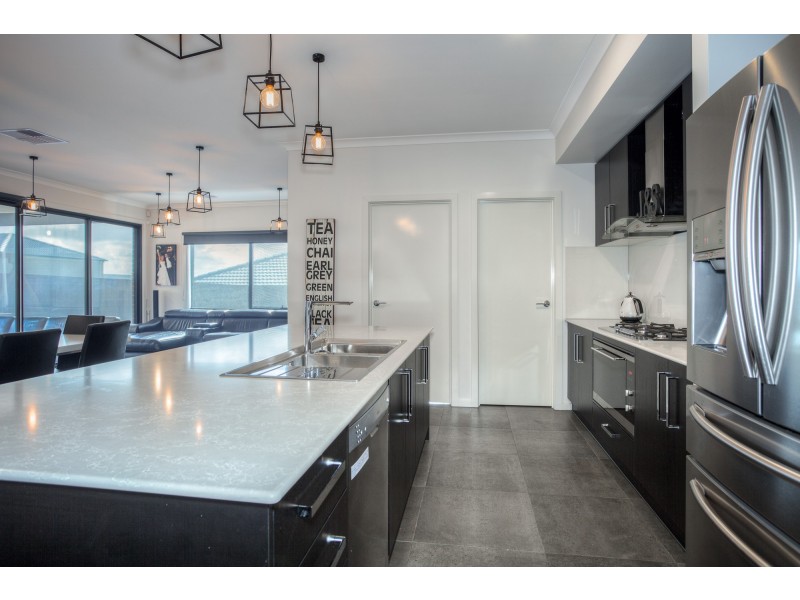 23 Tasman Road, Gisborne VIC 3437