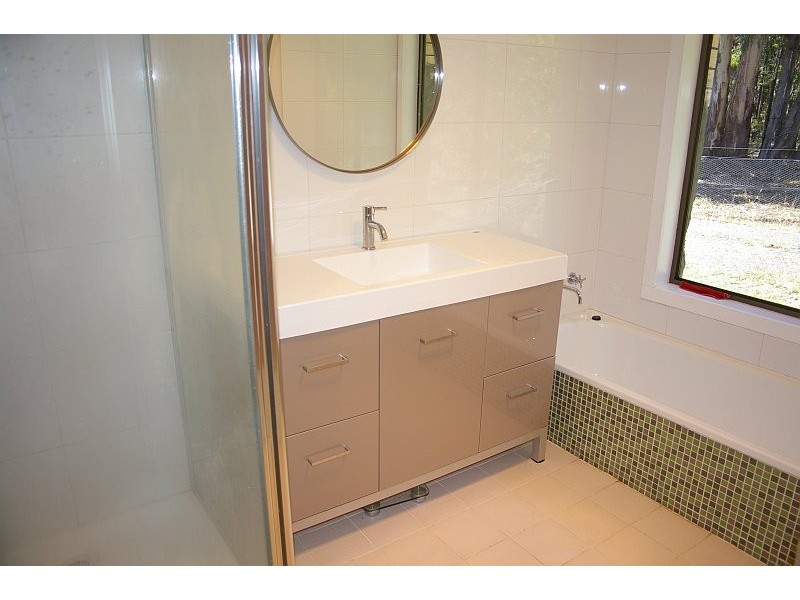 317 Fitzgerald Rd, Bullengarook VIC 3437