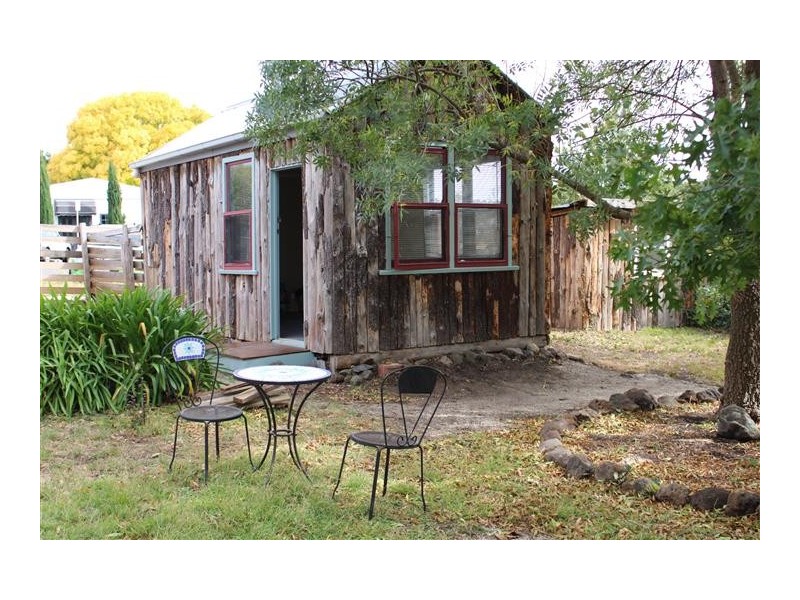 50 Hamilton Street, Gisborne VIC 3437