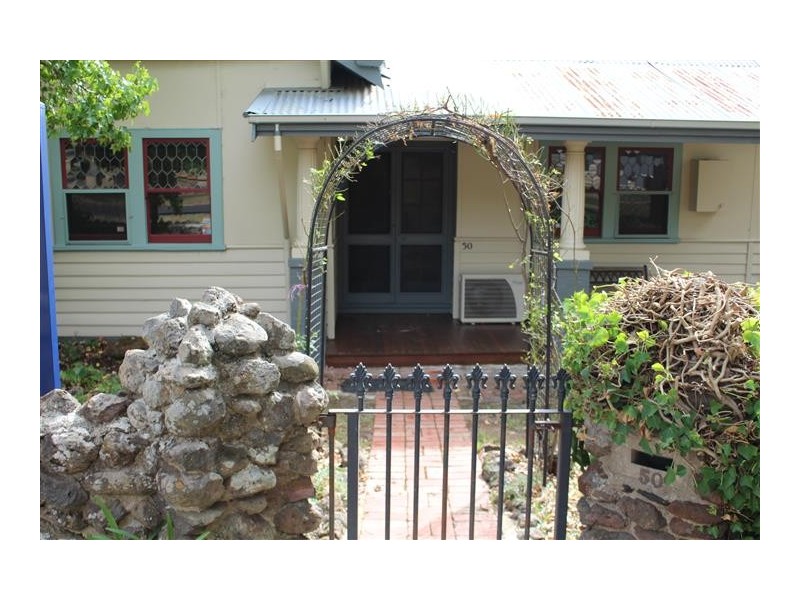 50 Hamilton Street, Gisborne VIC 3437