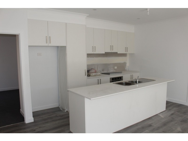 Units 2 and 3,42 Mahoneys Road, Riddells Creek VIC 3431