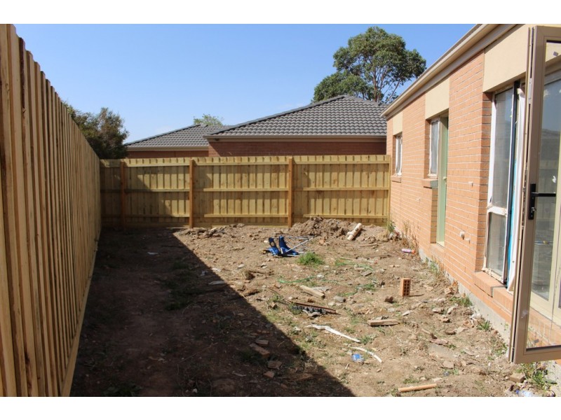 Units 2 and 3,42 Mahoneys Road, Riddells Creek VIC 3431