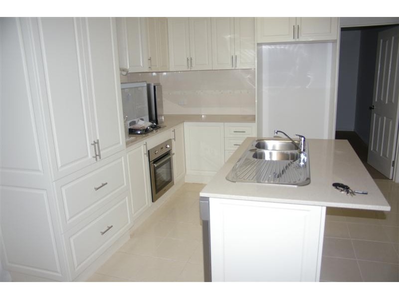 1/26  Stephen Street, Gisborne VIC 3437