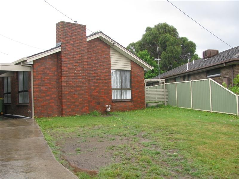 4 Keily Road, Gisborne VIC 3437