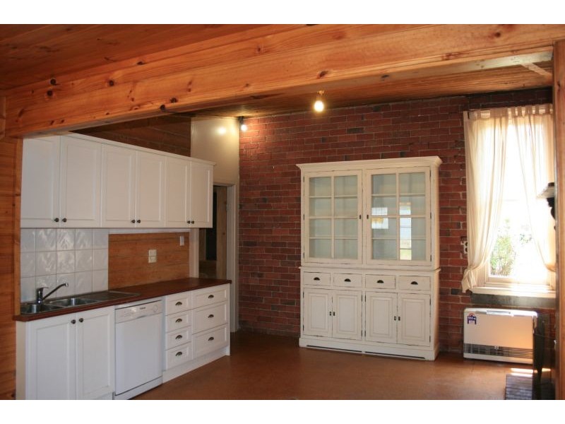 77  Piper Street, Kyneton VIC 3444