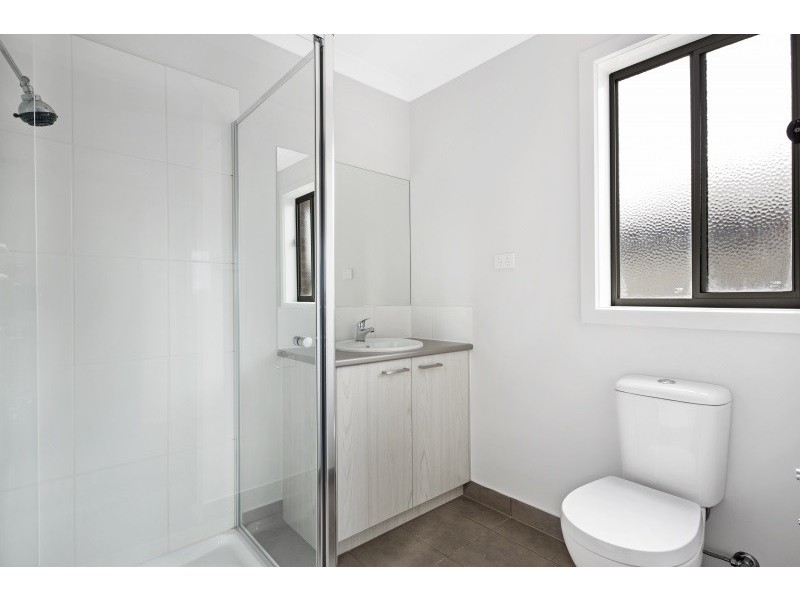 56 Dalray Cres, Kurunjang VIC 3337