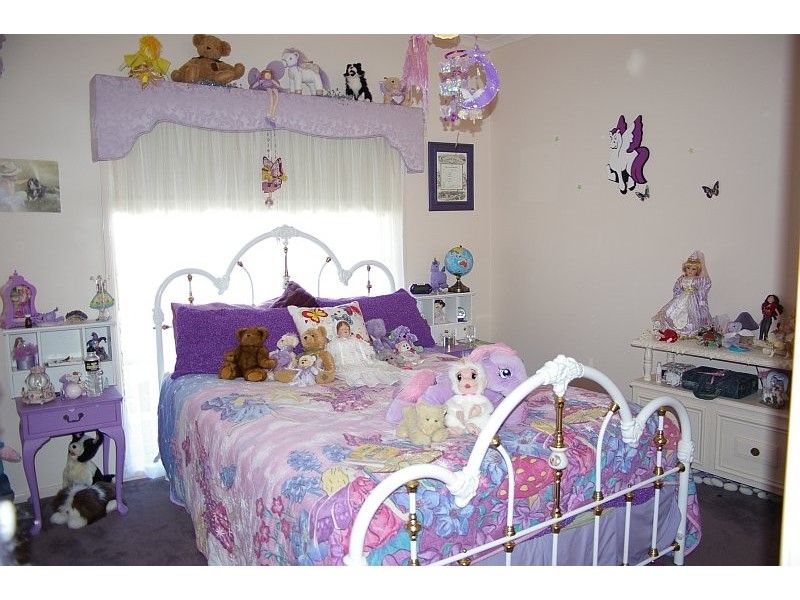 6 Rangeview Drive, Riddells Creek VIC 3431