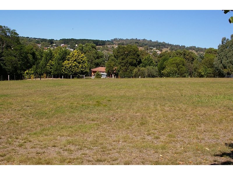 189 Willowbank Road, Gisborne VIC 3437