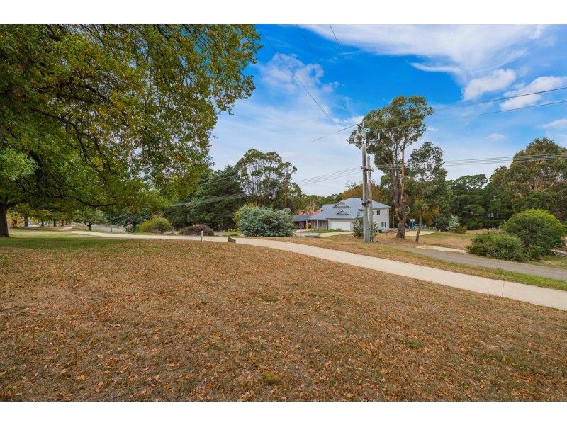 4/97 Aitken Street, Gisborne VIC 3437