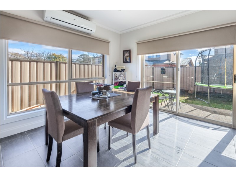 Unit 8,96 Station Road, Gisborne VIC 3437