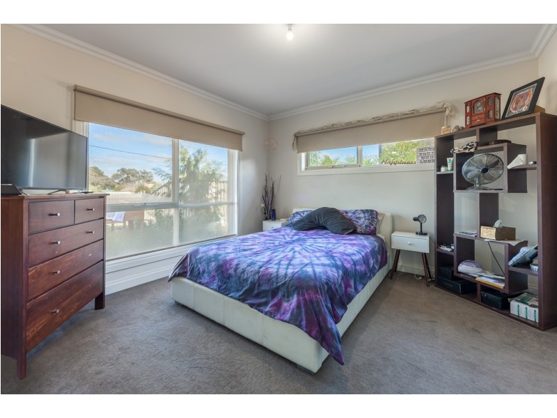 Unit 8,96 Station Road, Gisborne VIC 3437