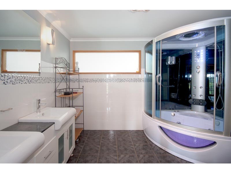 134  McGeorge Road, Gisborne VIC 3437