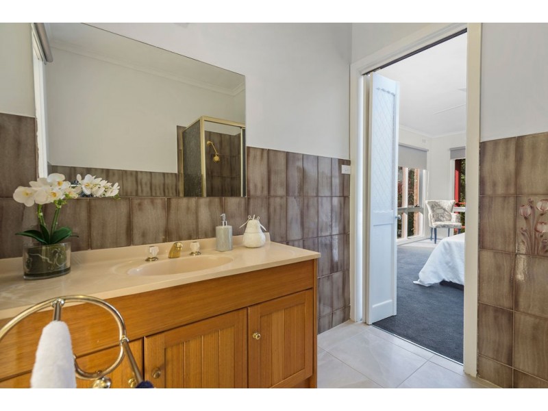 104 Bruce Street, Macedon VIC 3440