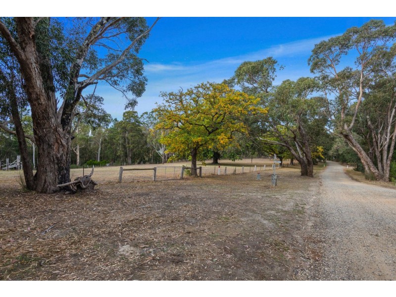 104 Bruce Street, Macedon VIC 3440