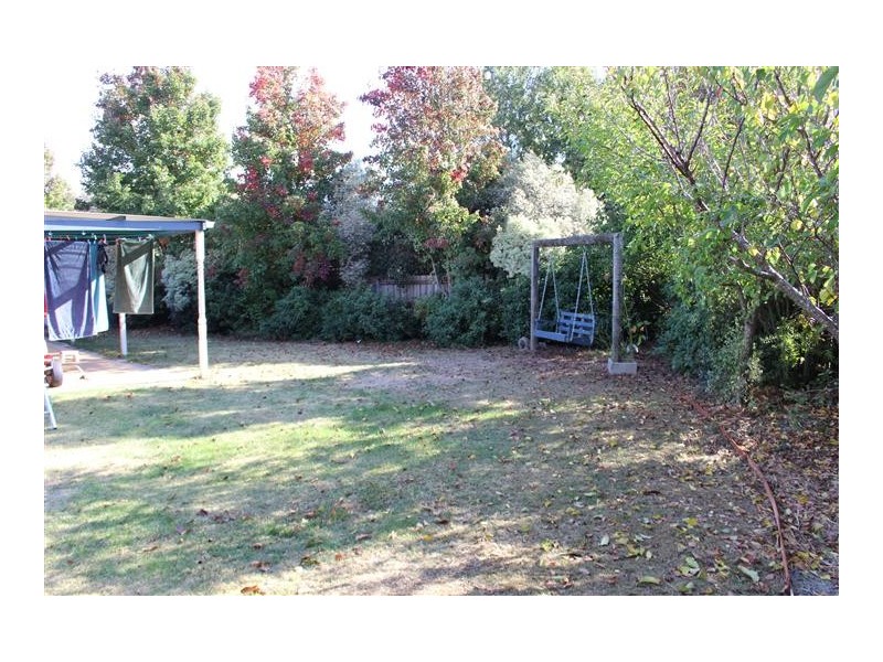 45 Sunnypark Close, Gisborne VIC 3437