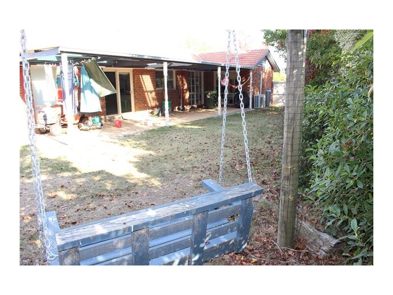 45 Sunnypark Close, Gisborne VIC 3437