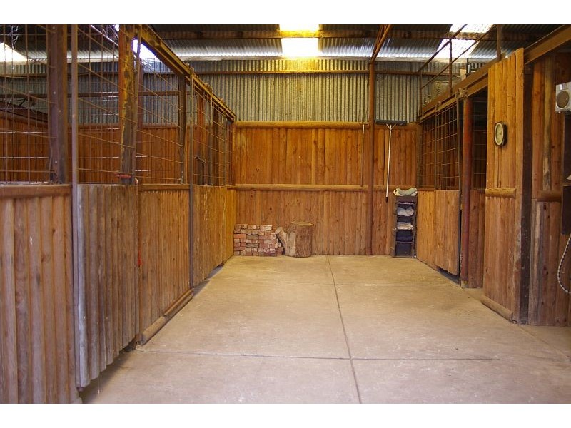 177 Blackhill Road *, Gisborne VIC 3437