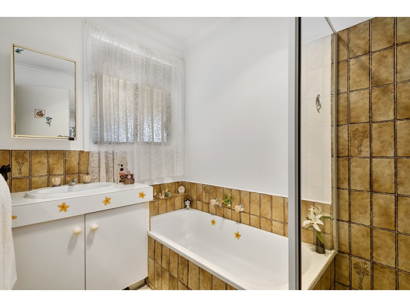 16 Windridge Way, Kyneton VIC 3444