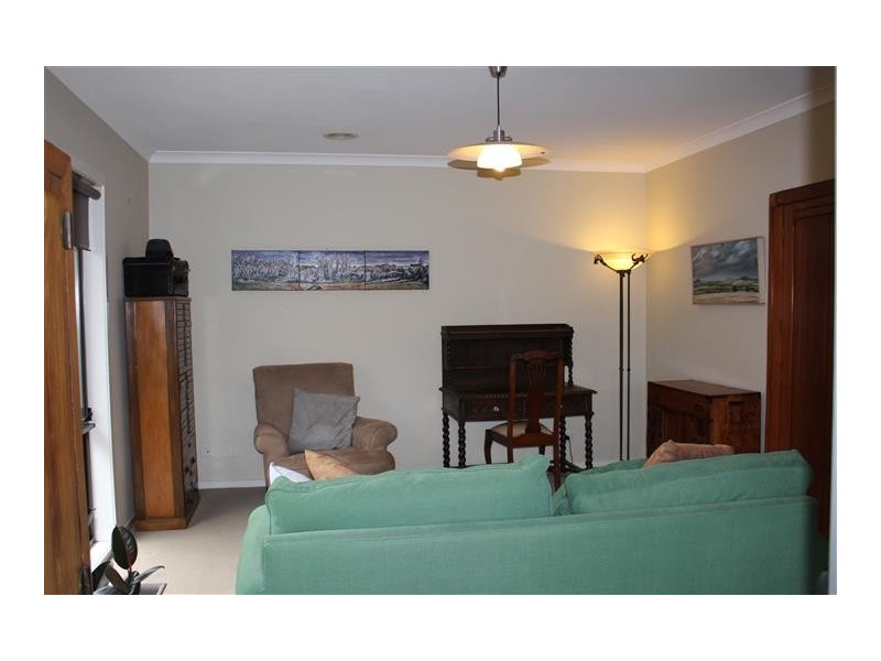 72 Ebden Street, Kyneton VIC 3444